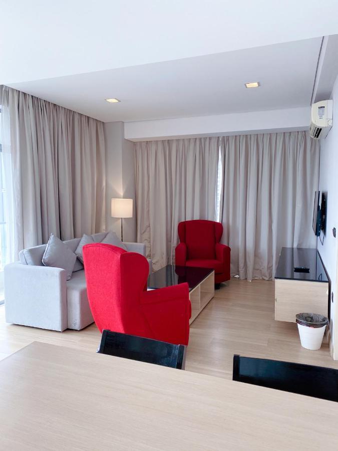 Straits Suite By C Homestay Malacca Exterior photo